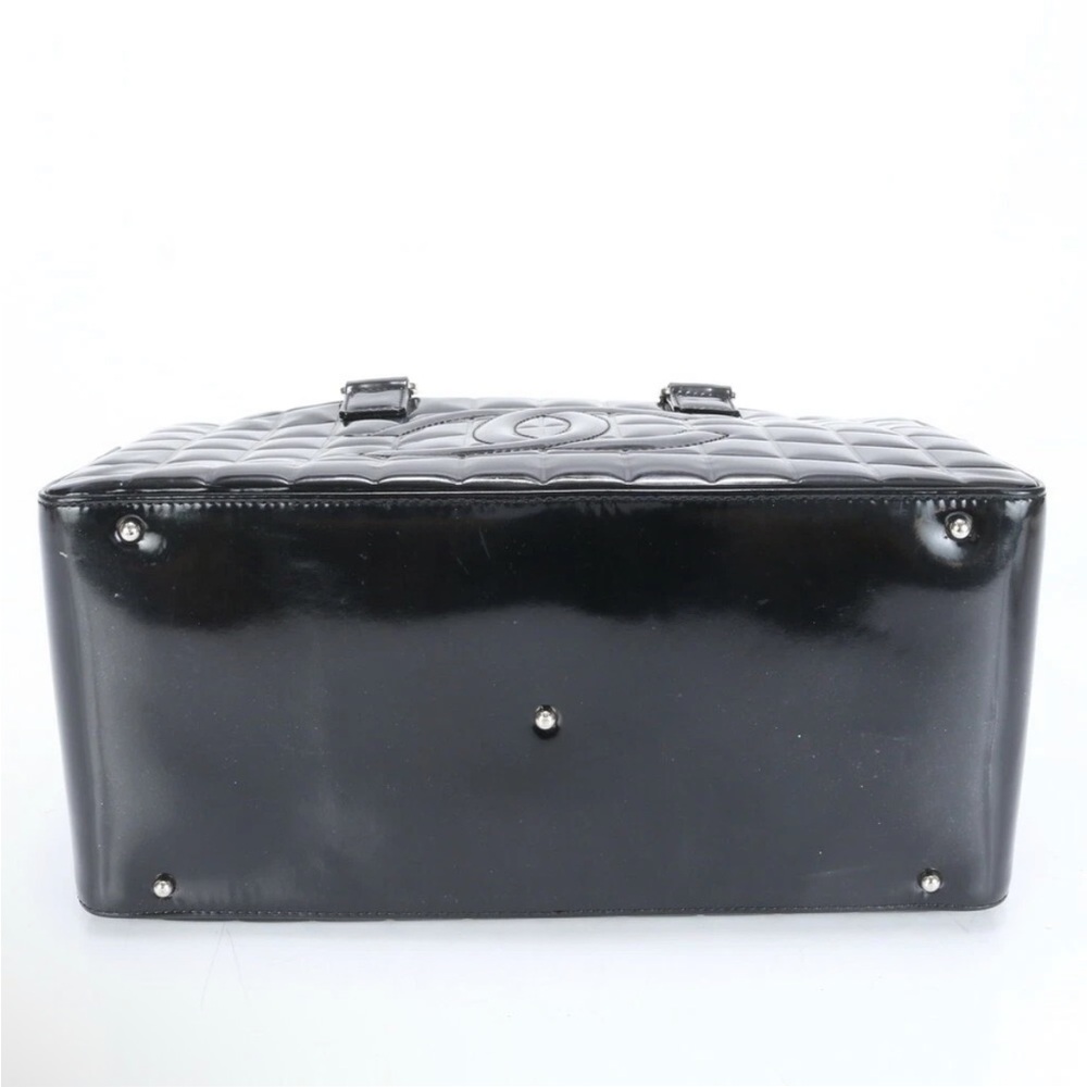 Chanel Patent Chocolate Bar Bag - Picture 9 of 13